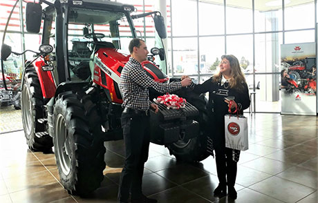 В гр. Русе се състоя премиерата на новата серия трактори MF5S