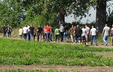 Нова производствена линия за заготовка на фъстъци заработи в компанията на фамилия Драгушеви